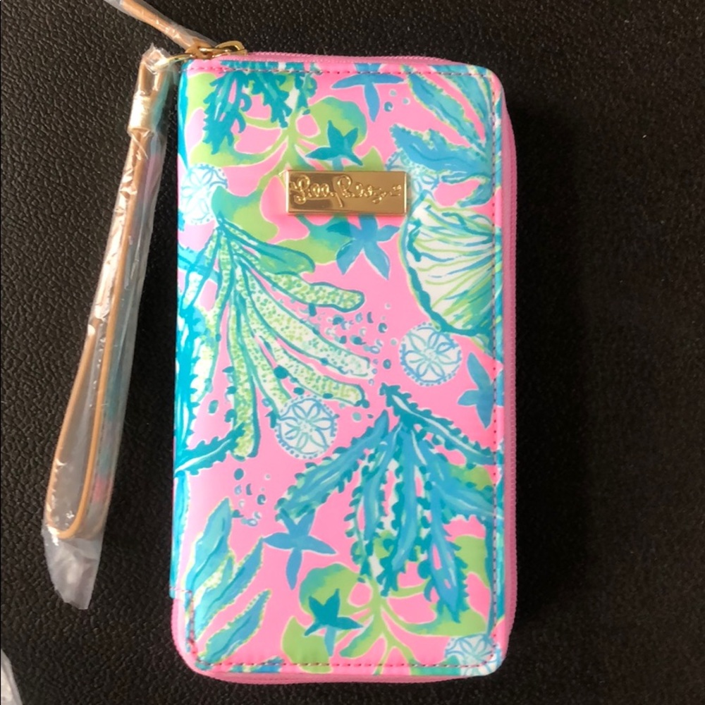 Lilly Pultizer wristlet